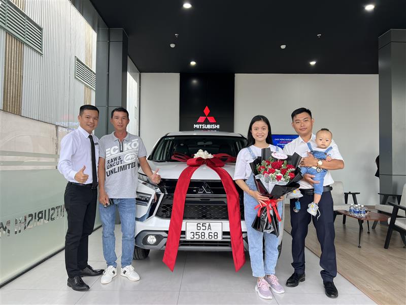 Giao xe cho Quý khách hàng