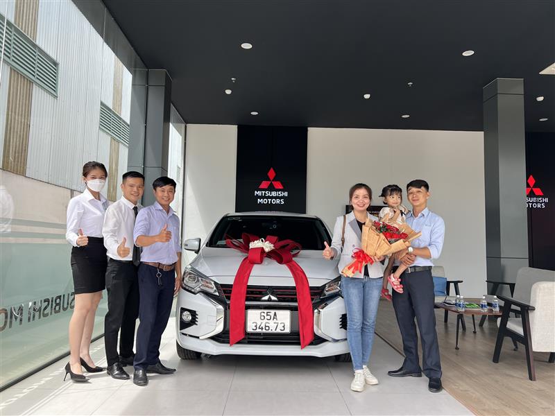 Giao xe cho Quý khách hàng