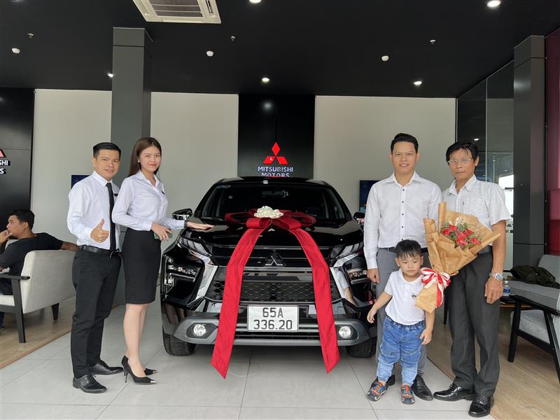 Giao xe cho Quý khách hàng