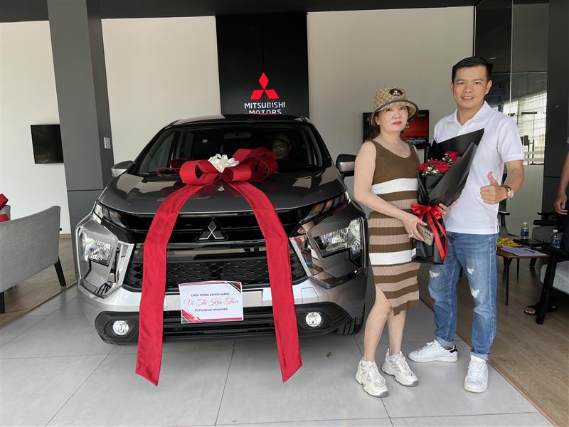 Giao xe cho Quý khách hàng